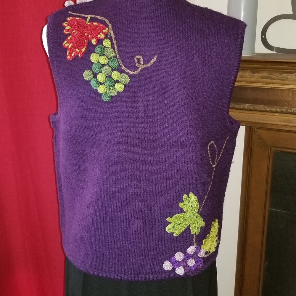 Vest - Picture 2 of 2